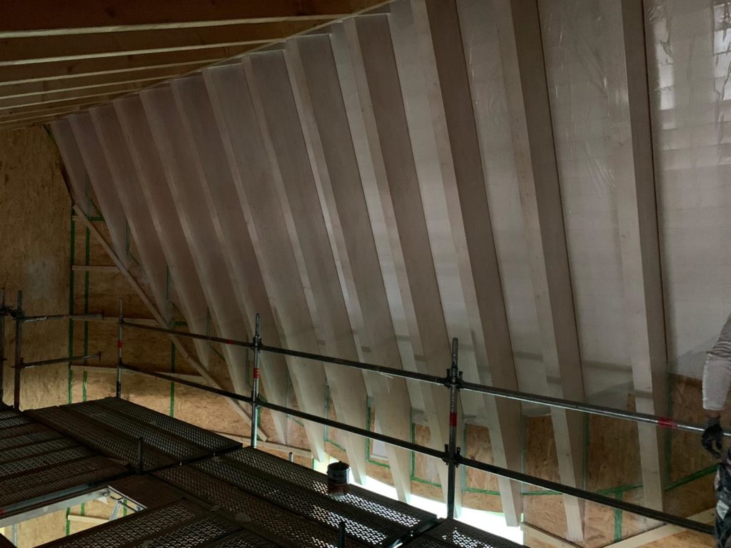Eine Kirche ganz aus Holz – Heidecke bei Kirchen Gemeinde im Bergischen Land Eine Kirche ganz aus Holz – Heidecke bei Kirchen Gemeinde im Bergischen Land