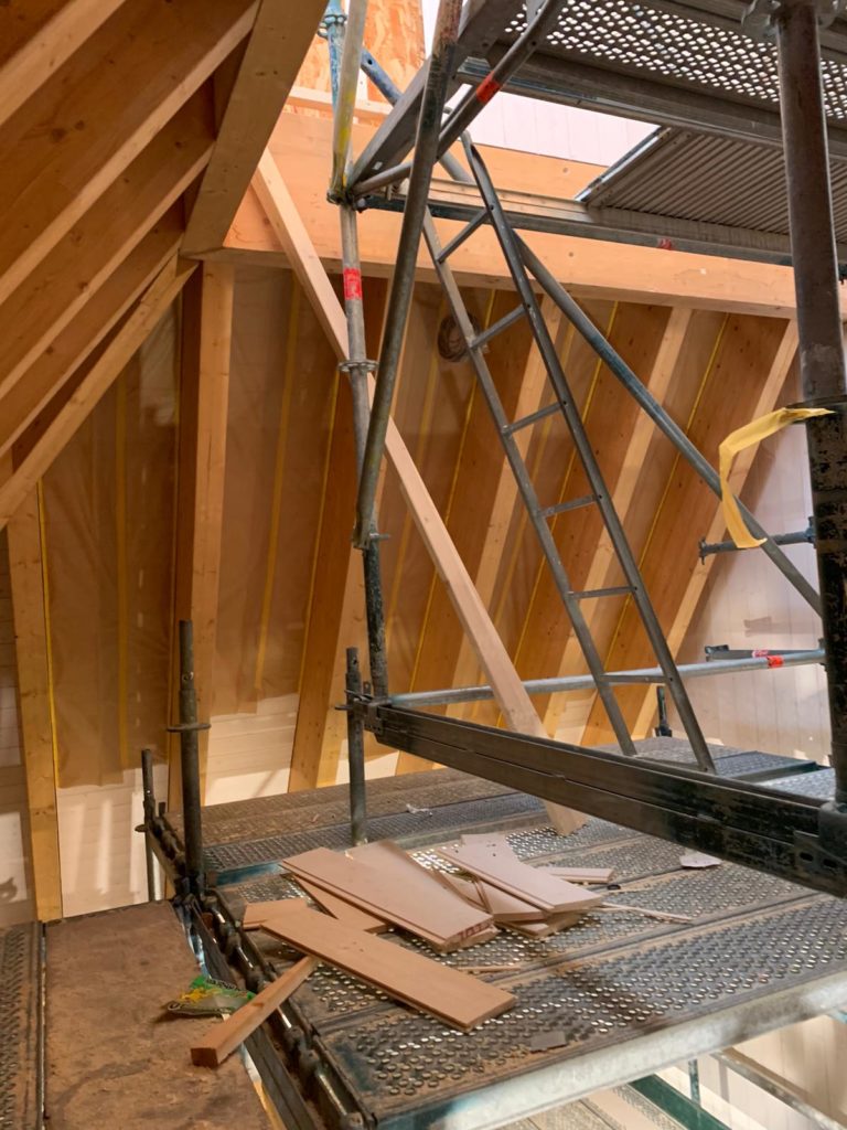 Eine Kirche ganz aus Holz – Heidecke bei Kirchen Gemeinde im Bergischen Land Eine Kirche ganz aus Holz – Heidecke bei Kirchen Gemeinde im Bergischen Land