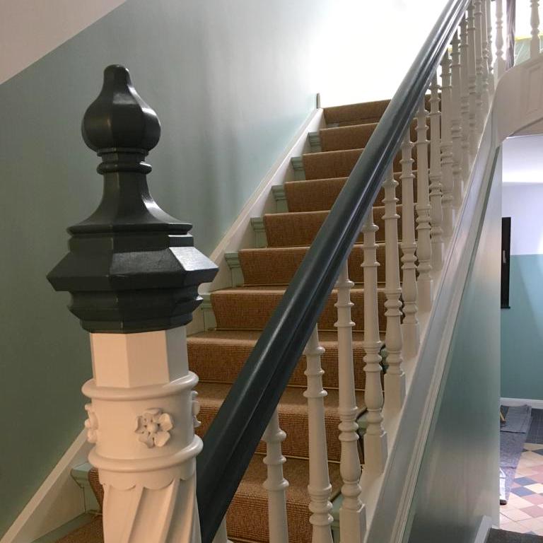 Renovierung im Altbau-Treppenhaus: Der Lieblingsauftrag Das Altbau-Treppenhaus in neuem Glanz